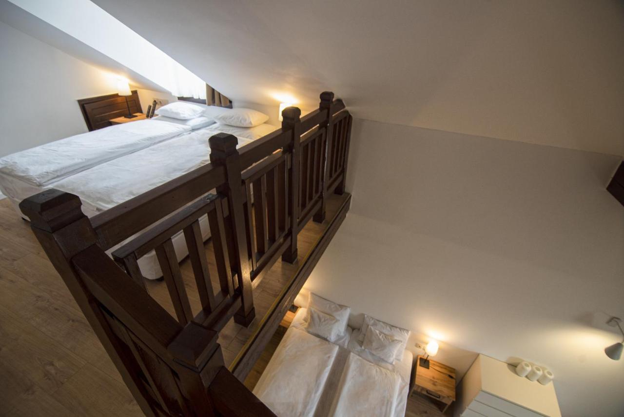 Inn Jegverem Fogado